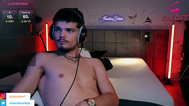 Chatroom XXX en direct de JordanShow