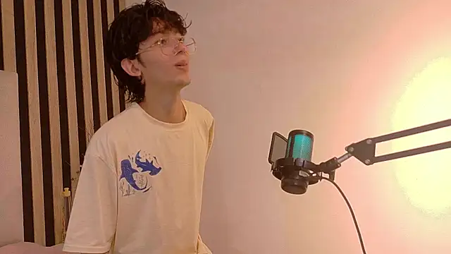צ'אט XXX בשידור חי של Twink_Sebas7