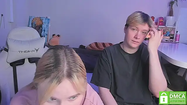 RomPomPony Show Webcam