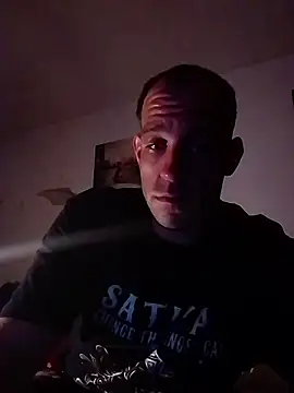 Chat +18 de Codymc89 ao vivo