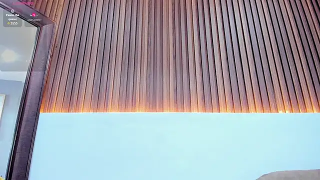 _EmilyJireh_のライブXXXチャット