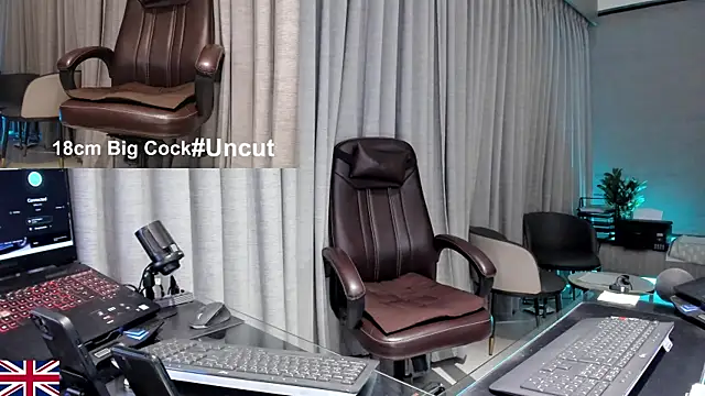 دردشة OnlineBossUK الجنسية المباشرة