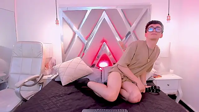 Онлайн чат XXX GaelDuke