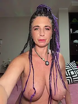 Czat XXX na żywo – Eva_Pearl