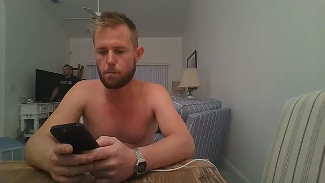 Chat XXX ao vivo de boysfirsttime
