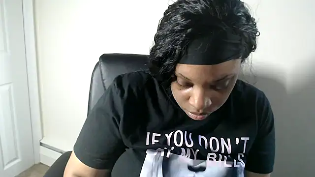 Sexymona1218's Live XXX Chat