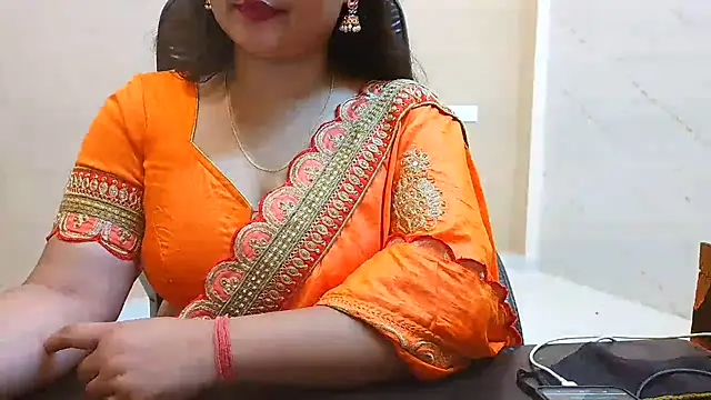 PUCHEJAAN live XXX chat