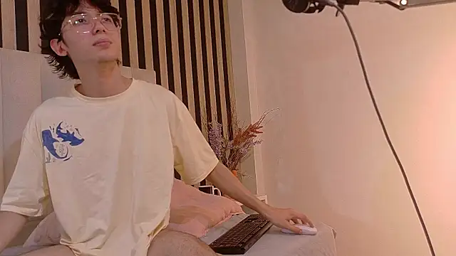 دردشة Twink_Sebas7 الجنسية المباشرة