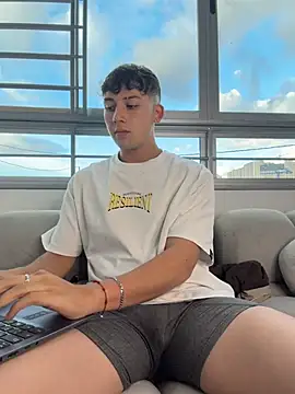 Chat XXX en directo de OLIVER_K