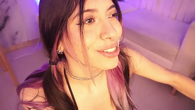 แชท XXX สดของ Violetta_Nur
