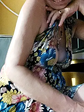Catababa67 Chat XXX in diretta