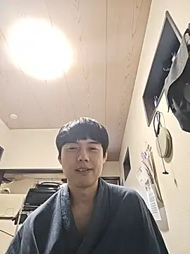 whitebriefboy 即時 XXX 聊天