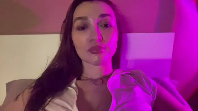 Nolenne's Live XXX Chat