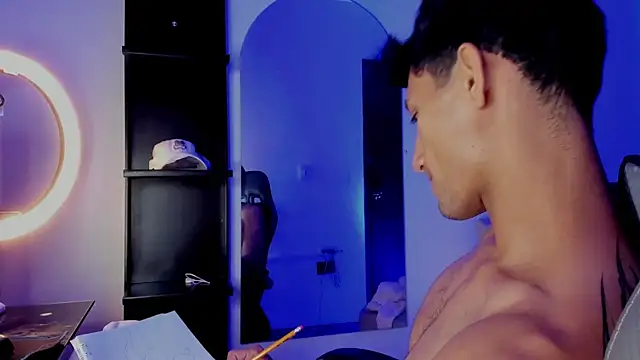 MaxiimoRomano_ 라이브 XXX 채팅