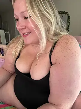 PiggyRose's Live XXX Chat