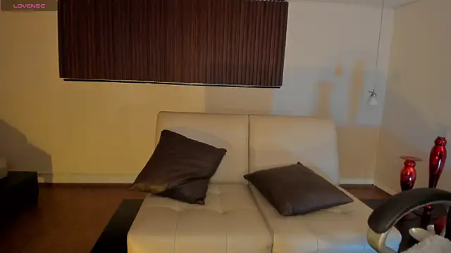 Chat +18 de Maaiitee ao vivo