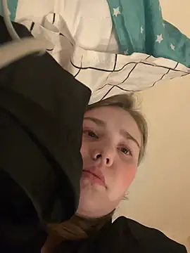 צ'אט XXX בשידור חי של Sweet_Meg