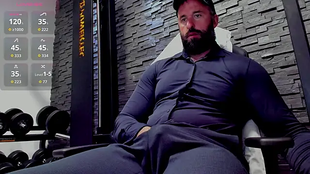 Chat +18 de David_Big_Daddy ao vivo