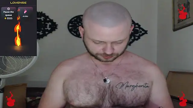TONY_WHITE_7 Show in webcam
