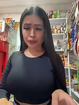 Sara_fun élő XXX-chatje