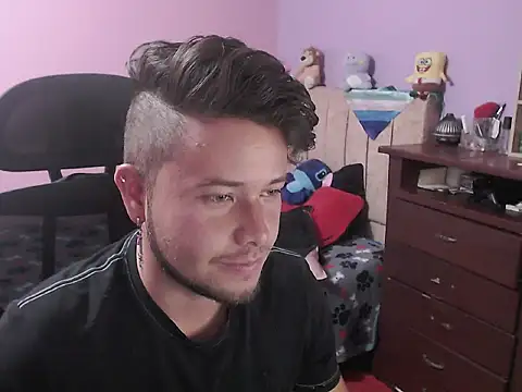 Онлайн чат XXX JOHANLEON1