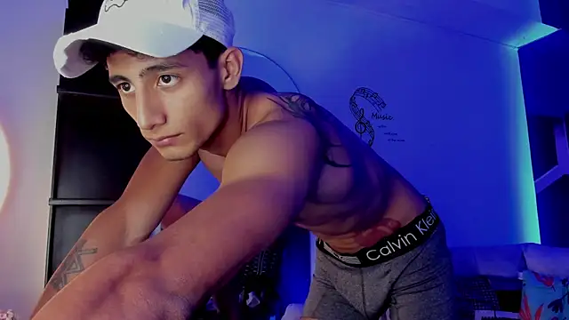Chat +18 de MaxiimoRomano_ ao vivo