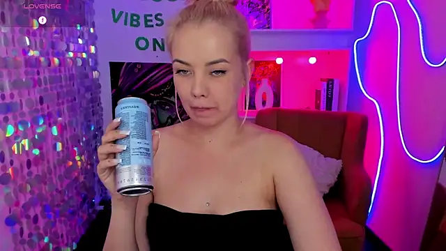 StephanieSweety Live XXX-chat
