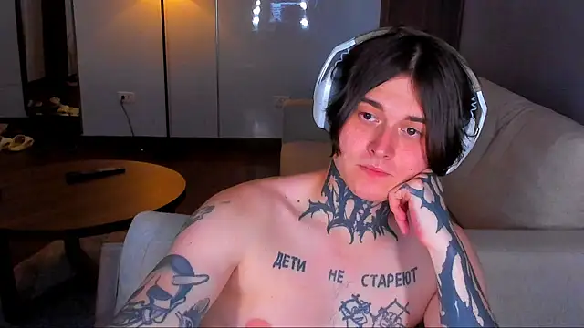 Chat XXX ao vivo de _torfin_