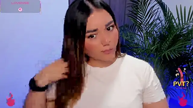 Lucia_star__ Chat XXX live