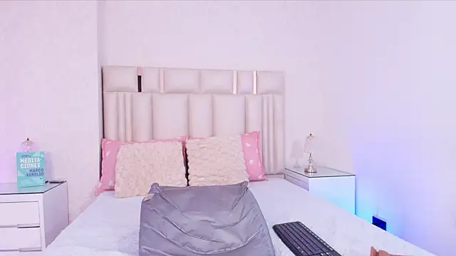 alanarose18 লাইভ XXX চ্যাট