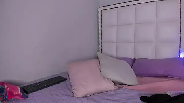 KIMAPRIL Chat XXX in diretta