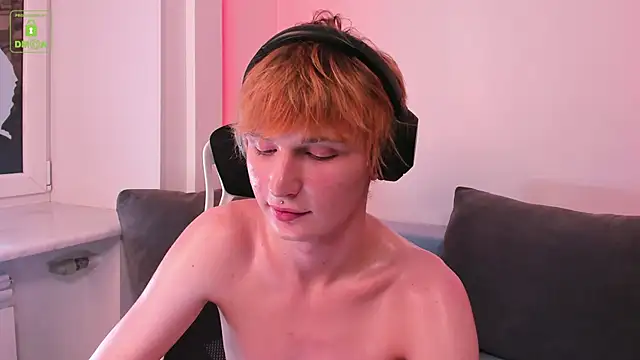Your_avatar live XXX chat