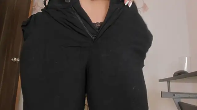 Živý XXX chat Hanna_Risso
