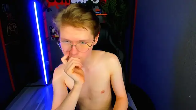 XXX chat uživo modela DanielSanders