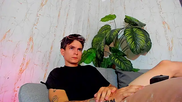 Онлайн чат XXX ren_flex