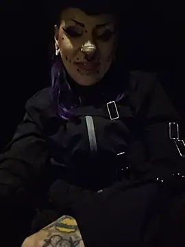 Czat XXX na żywo – Purple_Coffin666