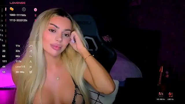 Chat XXX en directo de Ayla__Demir