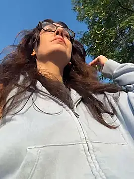 BeautifulMesss élő XXX-chatje