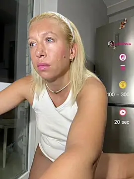 Kittie_Valentine's Live XXX Chat