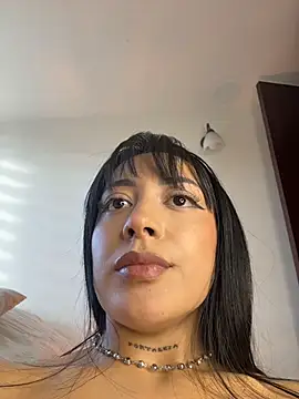 Chat +18 de keilelewis ao vivo