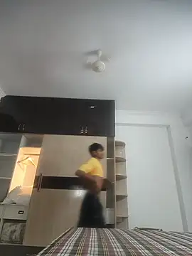 singalguy12's Live XXX Chat