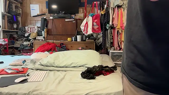 fuckr66669's Live XXX Chat