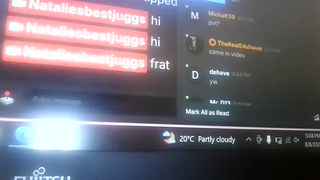Nataliesbestjuggs' Live XXX Chat