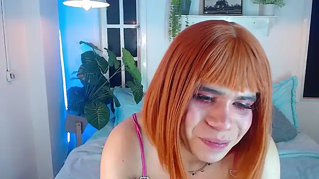 emma_cut3_ Adlı Modelin Canlı XXX Sohbeti