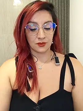 دردشة andreafetishx الجنسية المباشرة
