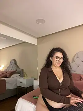 AlmaraRouge 라이브 XXX 채팅