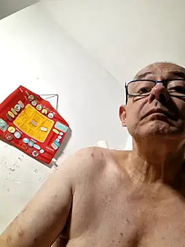 Marlon92700 Live XXX-chat