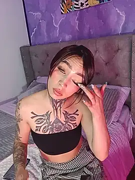 Rouxx_1 Adlı Modelin Canlı XXX Sohbeti