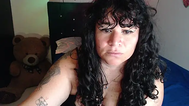 ANGELIQUE_KLANE Adlı Modelin Canlı XXX Sohbeti