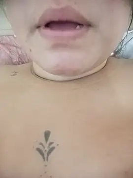 XXX chat uživo modela GrettaRouse